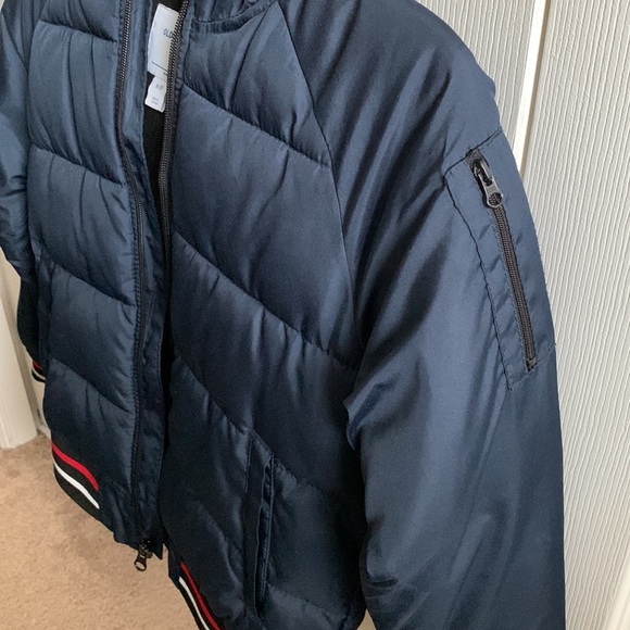 OLD NAVY boys puffer jacket. - Picture 3 of 5